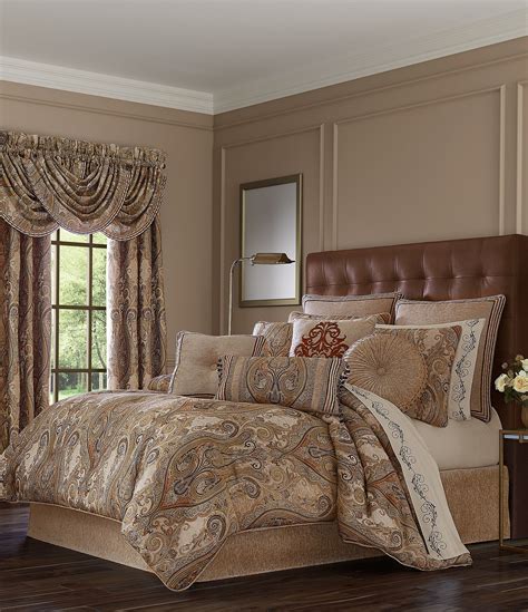 Trinity Comforter Set. $399.99 $439.99 Sale. Shipping calculated at checkout. The Trinity 4 Piece Comforter Set is luxurious and beautifully crafted with a woven damask jacquard fabric in lovely tones of champagne. The damask pattern features a light champagne outline to give a unique three-dimensional look.